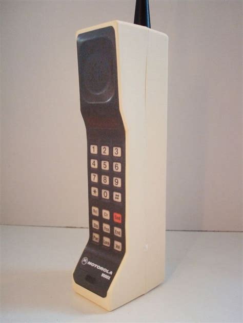 5 Iconic 80s Phones 5 Iconic 80s Phones