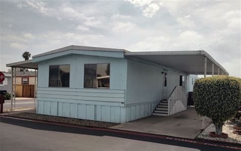 Iris Mobile Manor Homes