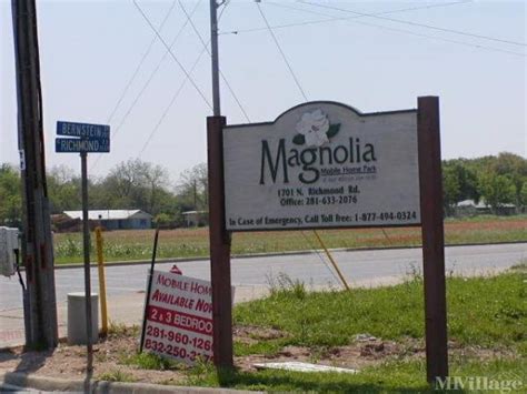 Magnolia Mobile Home Park Living
