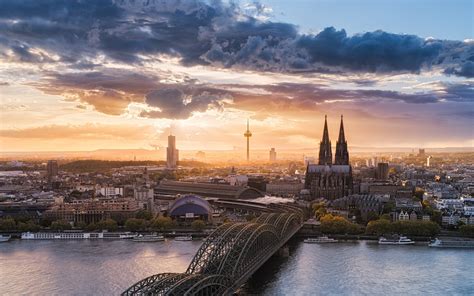Mobile AL to Cologne Germany Flights