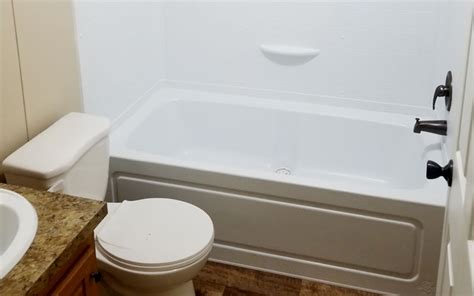 5 Mobile Home Shower Combos