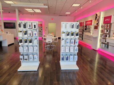 T Mobile Tracy Store